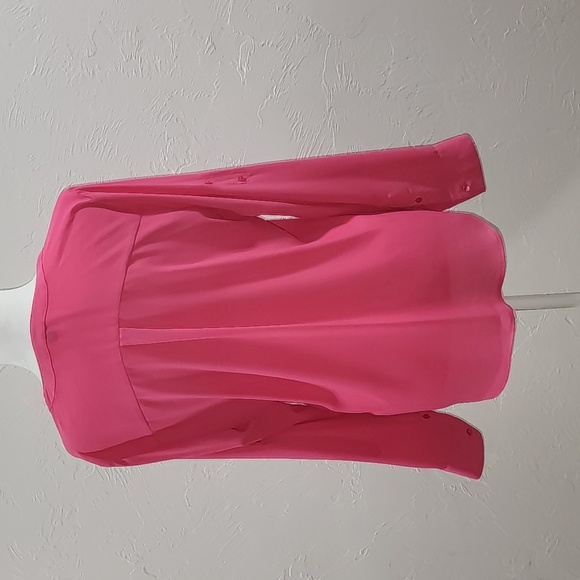 Women Express Convertible Sleeves - Picture 2 of 3